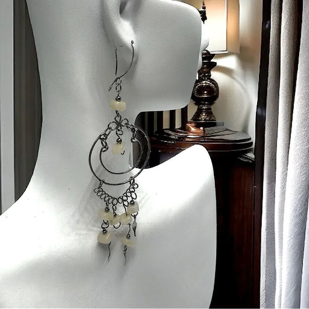 Handcrafted Vintage Peruvian Chandelier Earrings l 925 hook l Beige l EUC